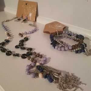 jewelry earing  bracelet necklace set